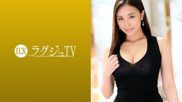 259LUXU-1073 ラグジュTV 1071 「触らせてください…」想像以上の巨根を持つ美人ゴルフトレーナー。  ～アラサーの色気漂う巨尻を突き出し巨根ピストンで刺激すると連続でイキ乱れる！