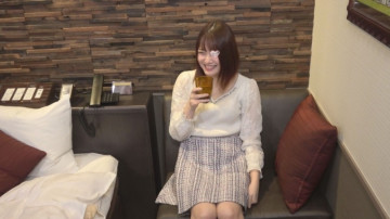 FC2-PPV-1620345 [개인촬영] [아무것도] 미소녀 유즈짱!  - 면도하고 귀여운 미소!