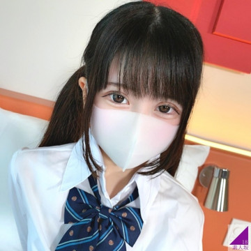 FC2-PPV-3049060 穿着白袜子和校服和Miku做饭聊初恋后，穿着校服做爱【评论福利：高清版+未成熟的身体观察场景】