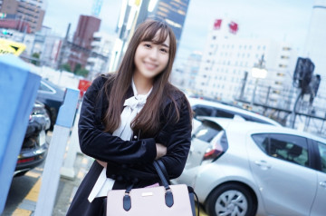 FC2-PPV-3137016 [未经审查] 即时规模采访♡我遇到了一个天然的女大学生，3分钟内我得到了没有gokkun的口交和没有橡胶的阴道射精！